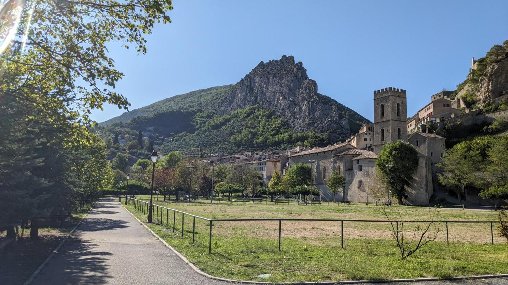 Les Gites D'Intervalles Антрево Екстериор снимка